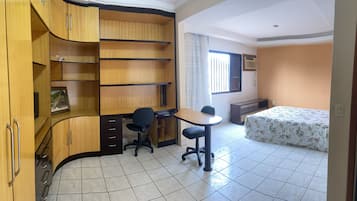 Apartamento clássico | 3 quartos, Wi-Fi de cortesia