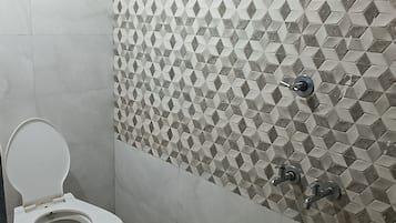 Asciugacapelli, asciugamani, sapone