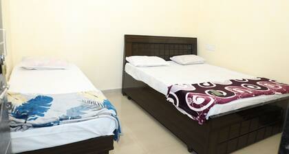 INDIAN HOME STAY