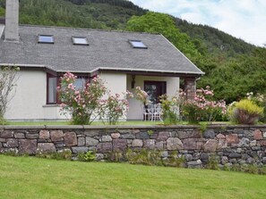 Exterior - Loch Alsh Cottage (KYLE)