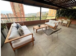 Property grounds - NEW LISTING! Luxury & Comfort in La Calera, Medellin. (Medellín)