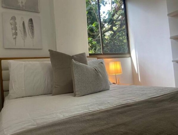 2 bedrooms, in-room safe, desk, iron/ironing board - NEW LISTING! Nature & Comfort. Contemporary Apartment with patio for BBQ! (Medellín)