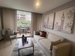 Smart TV - NEW LISTING! Come and live at one enchanted place in Castropol, Medellin. (Medellín)