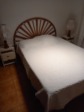 4 Schlafzimmer, BĂŒgeleisen/BĂŒgelbrett, BettwĂ€sche