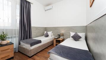 Economy Twin Room