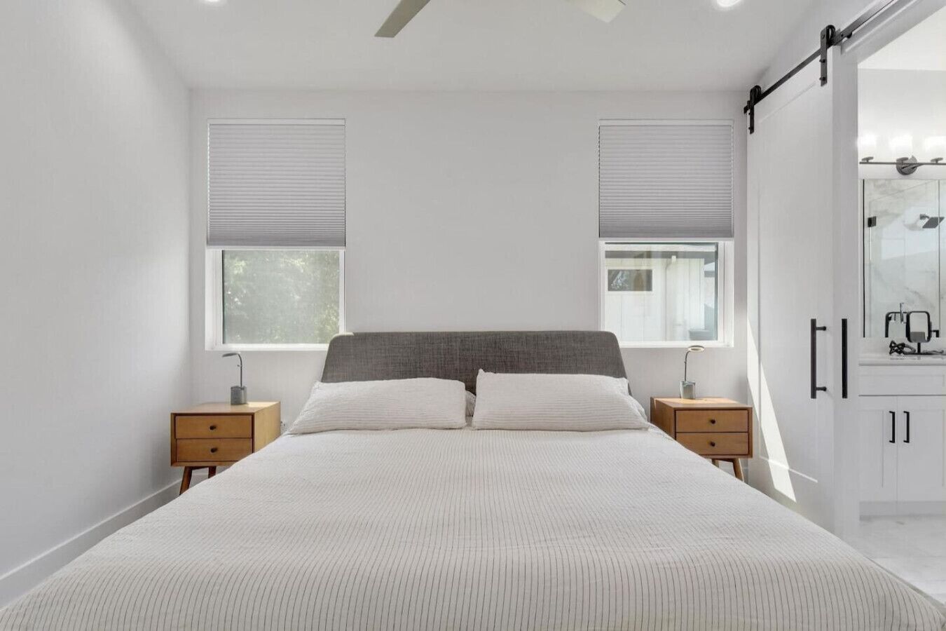 2 bedrooms, iron/ironing board, travel crib, free WiFi