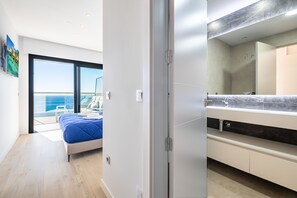 2 bedrooms, iron/ironing board, free WiFi, bed sheets - Sunset Cliffs Deluxe Apartment 8138 Poniente Beach (Benidorm)