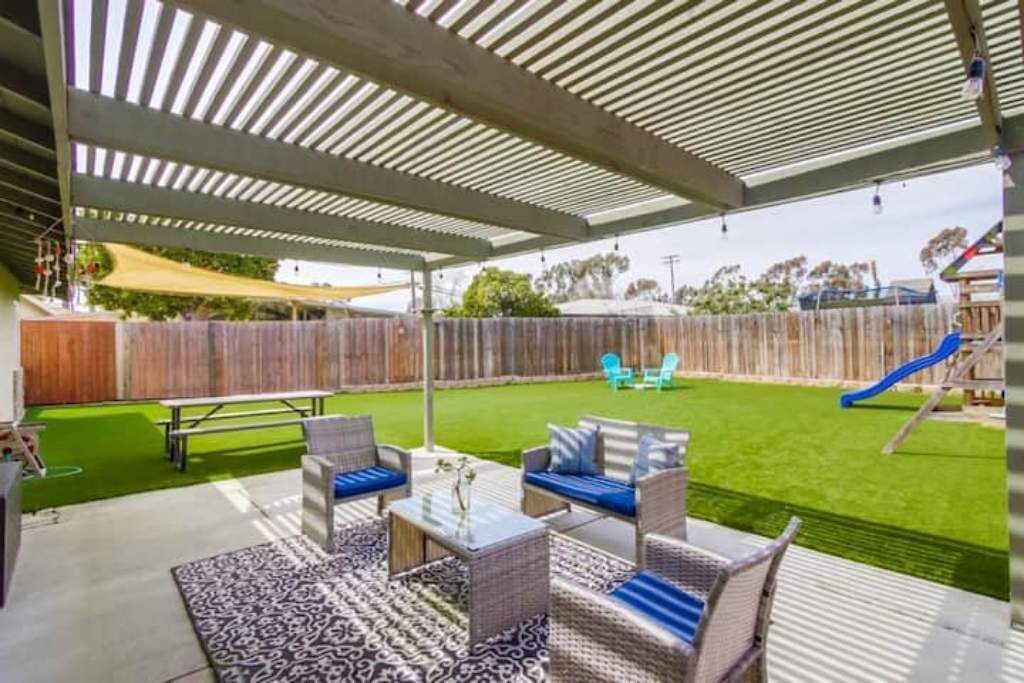 Fun Family Home with AC / Minutes to Beach & Legoland / Backyard with Playground