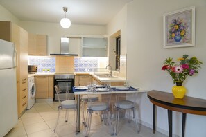 Fridge, microwave, oven, stovetop - Aeri Home - At Nea Chora beach w. Parking included (Chania)