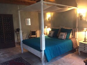 6 Schlafzimmer, Bügeleisen/Bügelbrett, kostenloses WLAN, Bettwäsche