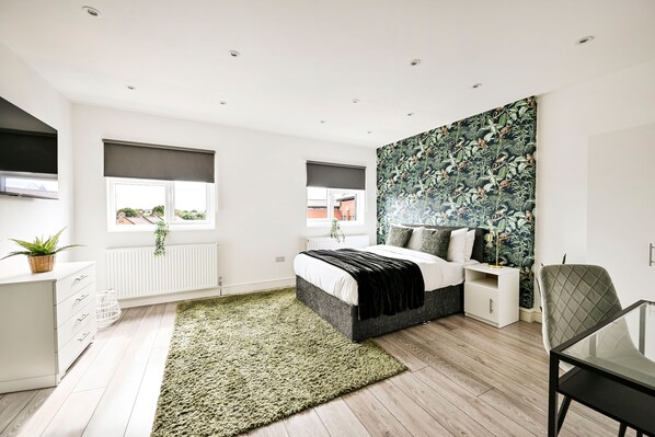 1 chambre, bureau, fer et planche à repasser, Wi-Fi