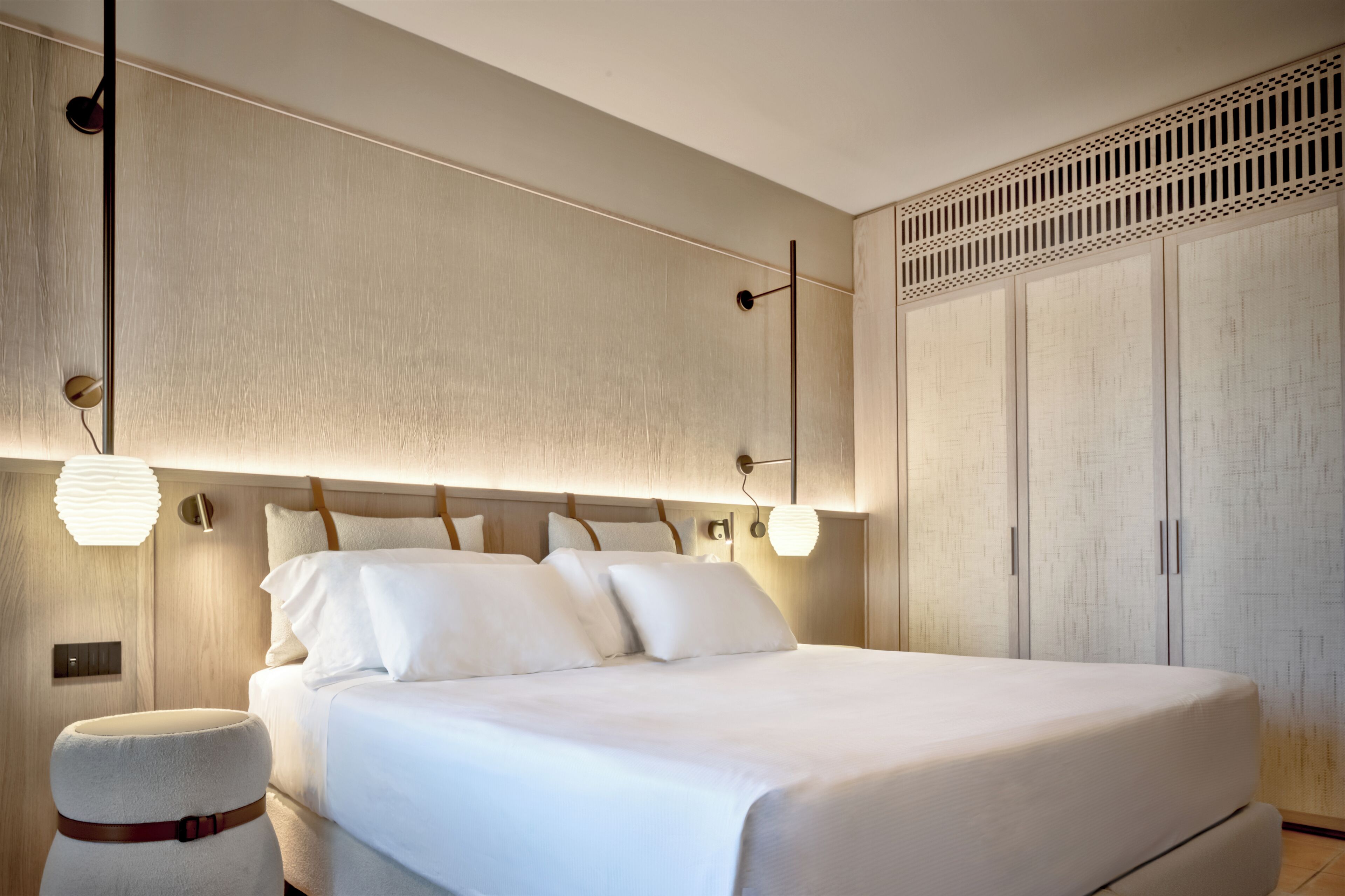 Quarto premium (Sunset view) | Roupas de cama antialérgicas, frigobar, cofres nos quartos