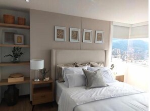 2 bedrooms, in-room safe, iron/ironing board, free WiFi