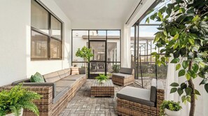 Maison, plusieurs lits, accès piscine, vue piscine (2903FS SL) | Terrasse/Patio