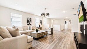 Ferienhaus, Mehrere Betten, Poolzugang, Poolblick (3949LA WIR) | Wohnbereich