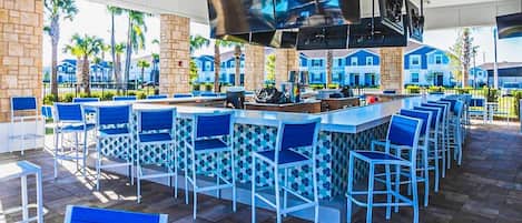House, Multiple Beds, Pool Access, Pool View (4428KR WIR) | Bar (on property)