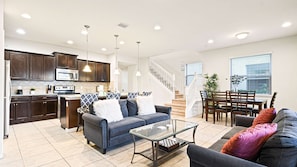 Hus - flere senge - adgang til pool - udsigt til pool (2007MD WAW) | Interiør