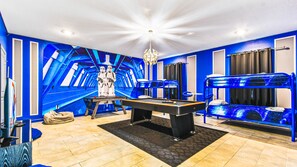 Huis, Meerdere bedden, toegang tot zwembad, uitzicht op zwembad (2965PS SL) | 9 slaapkamers, individueel gedecoreerd, individueel gemeubileerd