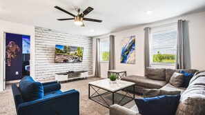 Hus - flere senge - adgang til pool - udsigt til pool (2916SS_W 20230901 SL) | Opholdsområde