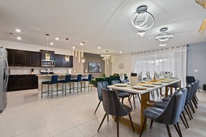 Ferienhaus, Mehrere Betten, Poolzugang, Poolblick (4229LA WIR) | Speisen