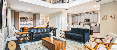 House, Multiple Beds, Pool Access, Pool View (2791PP SL) | Living area