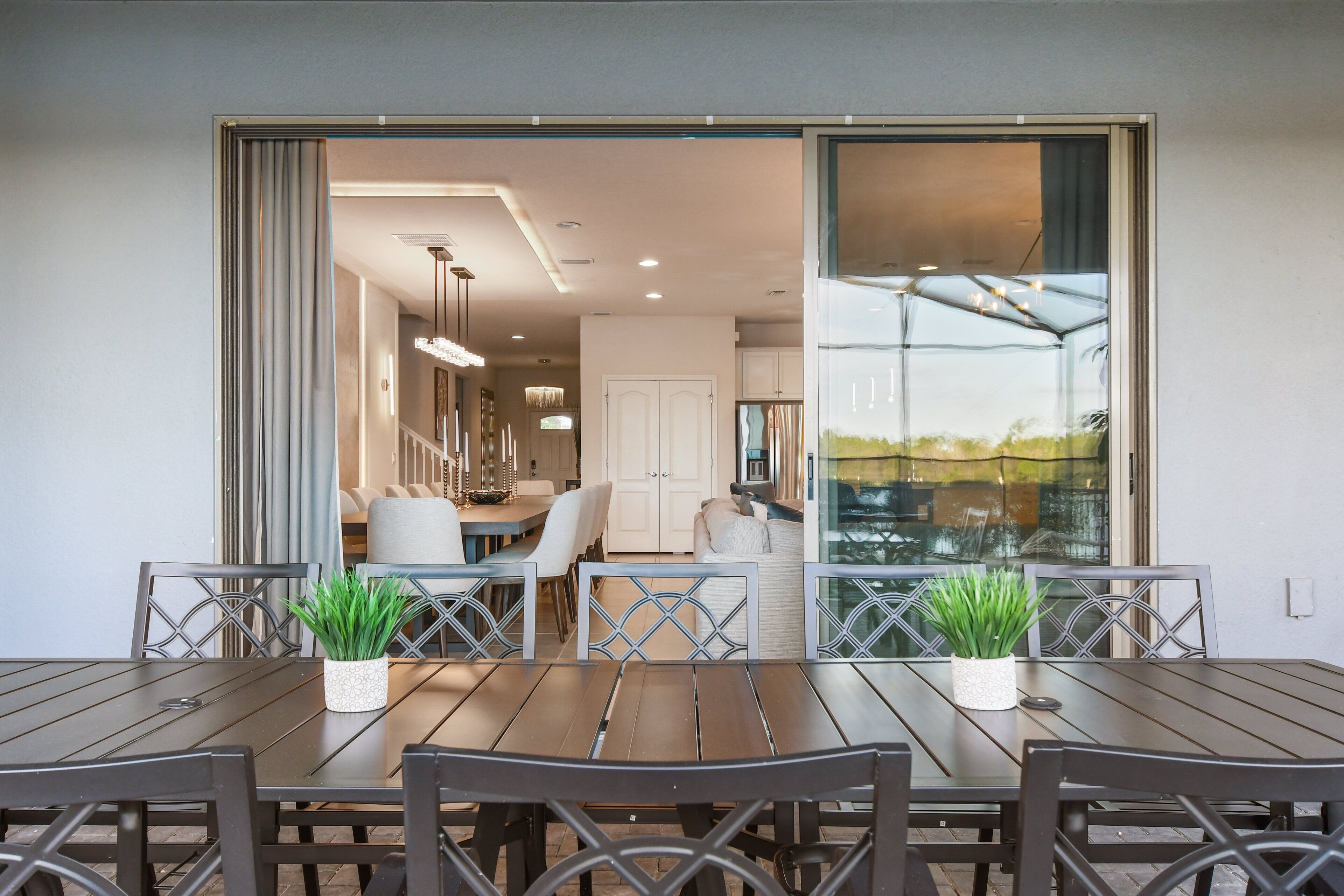 House, Multiple Beds, Pool Access, Pool View (2321LD WAW) | Dining