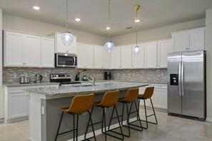 Hus, flere senger, adgang til basseng, bassengutsikt (4417KR WIR) | Eget kjøkken | Kaffetrakter/tekoker