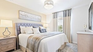 House, Multiple Beds, Pool Access, Pool View (1967SD WIR)