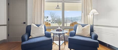 The Windham Mountain View King with Balcony | In-room safe, iron/ironing board, free WiFi, bed sheets