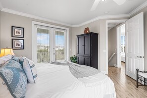 8 bedrooms, iron/ironing board, travel cot, free WiFi