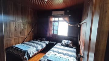 3 bedrooms, WiFi, bed sheets