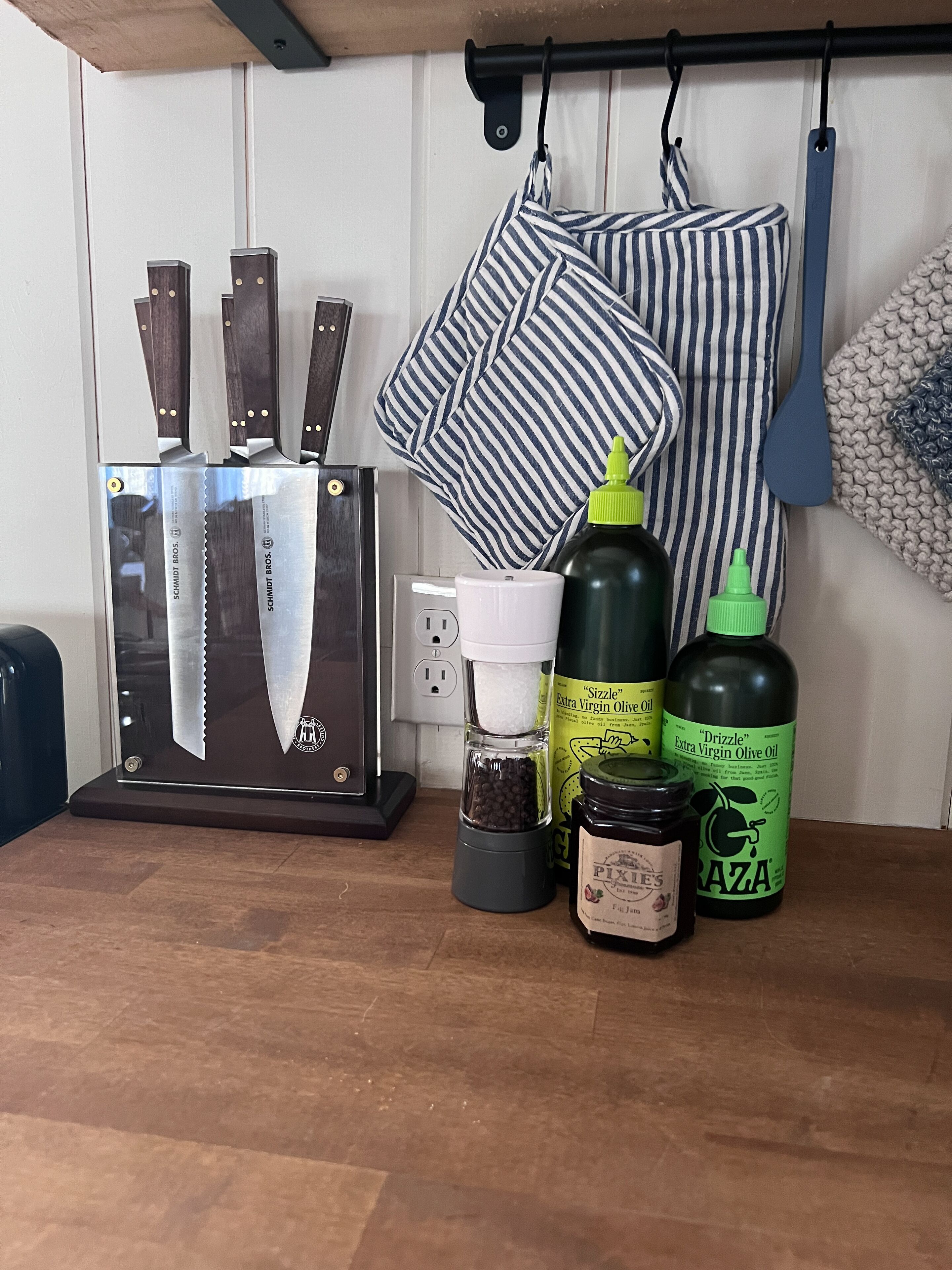 Modern Rustic Cottage in the Berkshires, Williamstown, MA Vacation