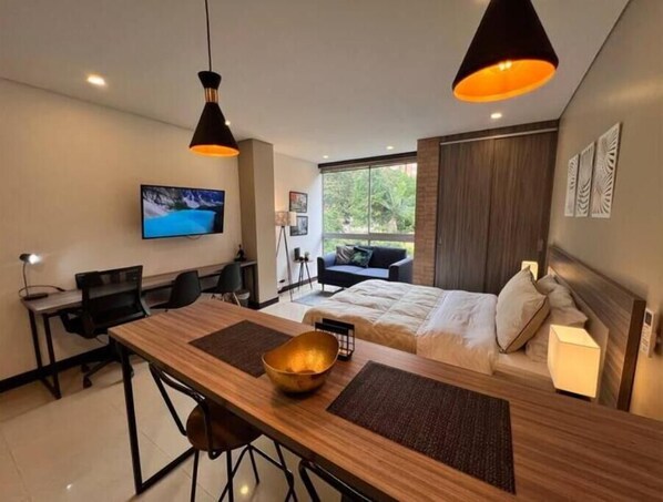 1 bedroom, in-room safe, iron/ironing board, free WiFi - NEW LISTING! Stylish Loft Apartment. All the Amenities in El Poblado, Medellin! (Medellín)