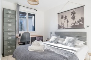2 bedrooms, iron/ironing board, free WiFi, bed sheets - Le Renoir - Maison au calme à 20min de Nantes (Nantes)