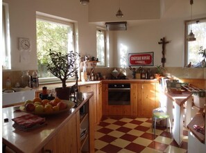 Refrigerador, horno, parrilla de estufa y lavavajillas 