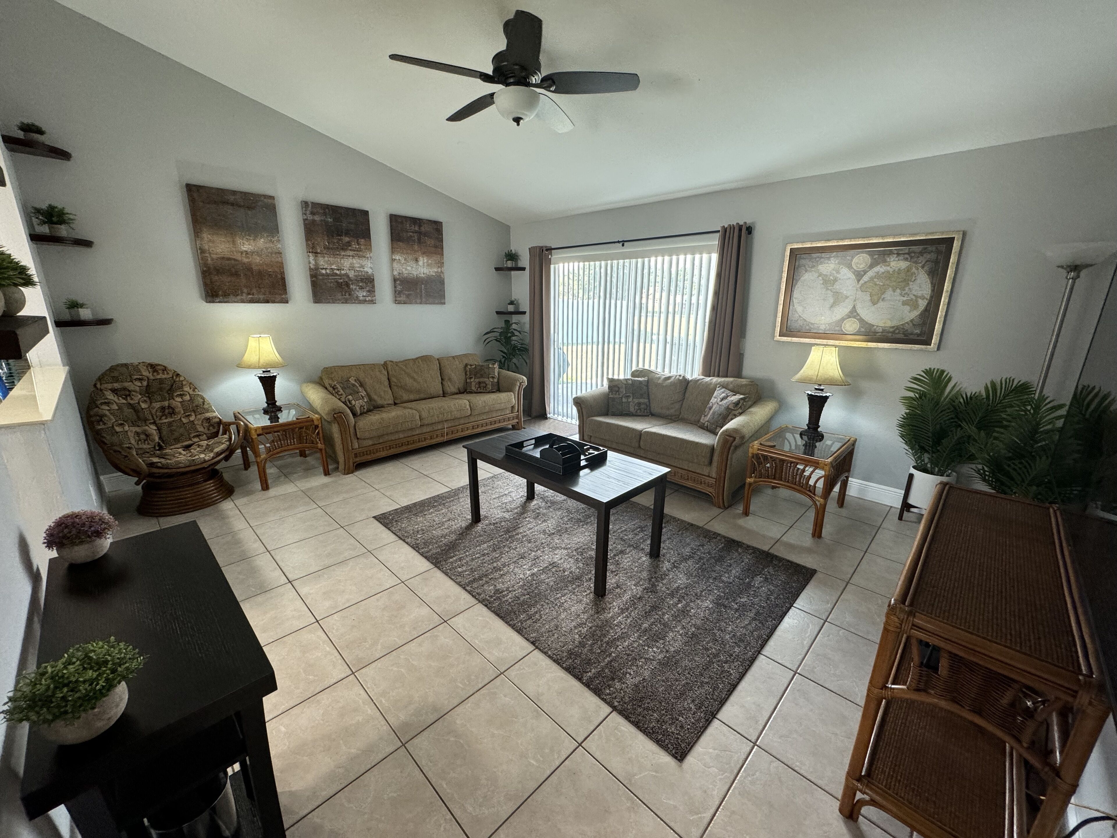 3/2 Home Minutes To All Theme Parks - Apopka, FL