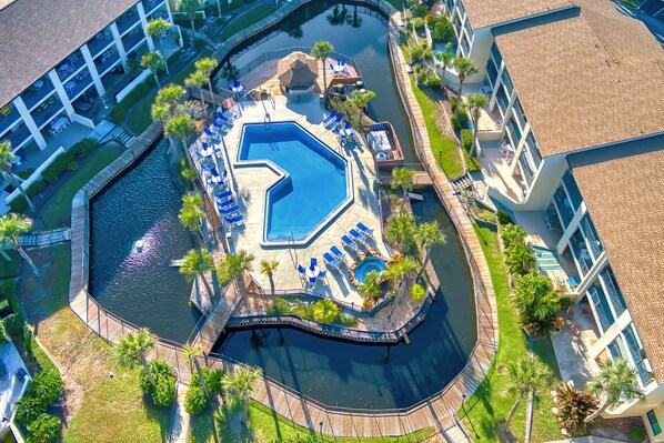 A heated pool - Second Floor Condo Overlooking Tropical Lagoon Pool With Easy Beach Access! (St. Augustine)