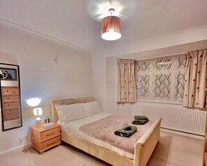 House | 5 bedrooms, iron/ironing board, free WiFi, bed sheets - Comfy and Spacious 5-bed House in Cambridge (Cambridge)