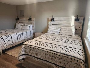 3 bedrooms, WiFi - Rafton 2 Home (Grafton)