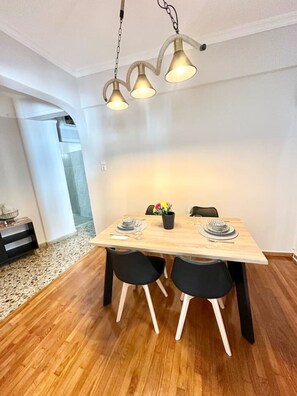 تناول الطعام