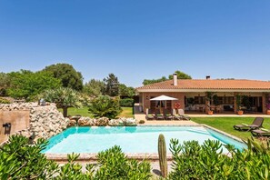 Pool - Villa Son Tretze by Villa Plus (Biniparrell)