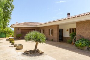 Exterior - Villa Son Tretze by Villa Plus (Biniparrell)