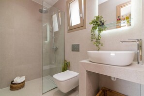 Hair dryer, towels
