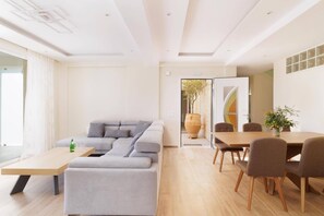 Interior - Villa Alena by Villa Plus (Kalami)