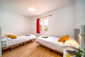 4 chambres, Wi-Fi, literie fournie