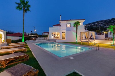 Villa Annalena by Villa Plus