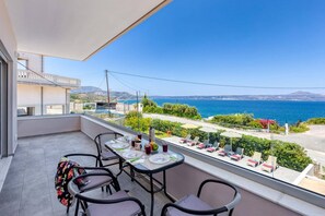 Outdoor dining - Villa Athena by Villa Plus (Apokoronos)