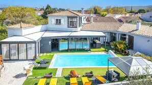 Unclassified image, 3 of 28, button - Villa Bohemienne by Villa Plus (Plaissan)