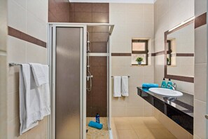 Hair dryer, towels - Villa Carlos by Villa Plus (Vale Rebelho)