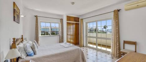 3 chambres, Wi-Fi, draps fournis